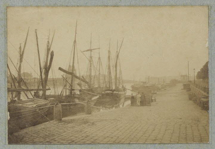 Joseph Aumont photographie Album n°6 du Musée d'ethnographie du Trocadéro Pays de la Loire, France 1881/1/1 Ph.1944.41.688  Photo Mucem/Aumont, Joseph