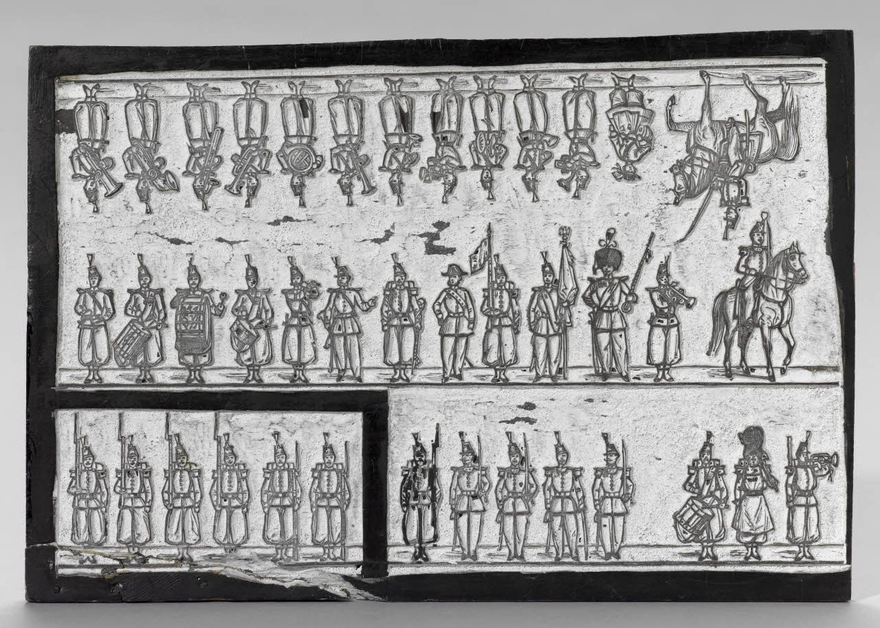 bois d'impression Soldats sur trois registres 1990.26.72 Photo RMN-Grand Palais (Mucem)