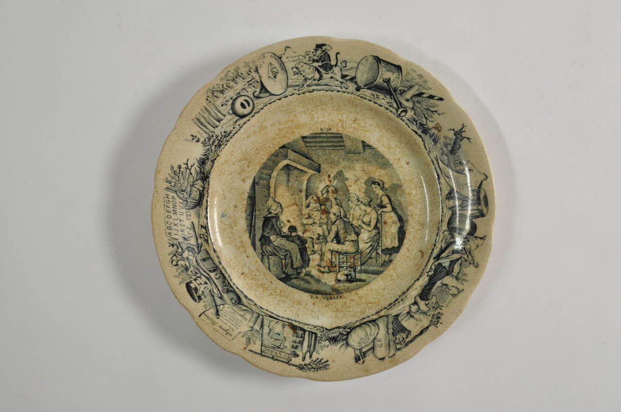 assiette plate 1971.38.4 Photo Mucem