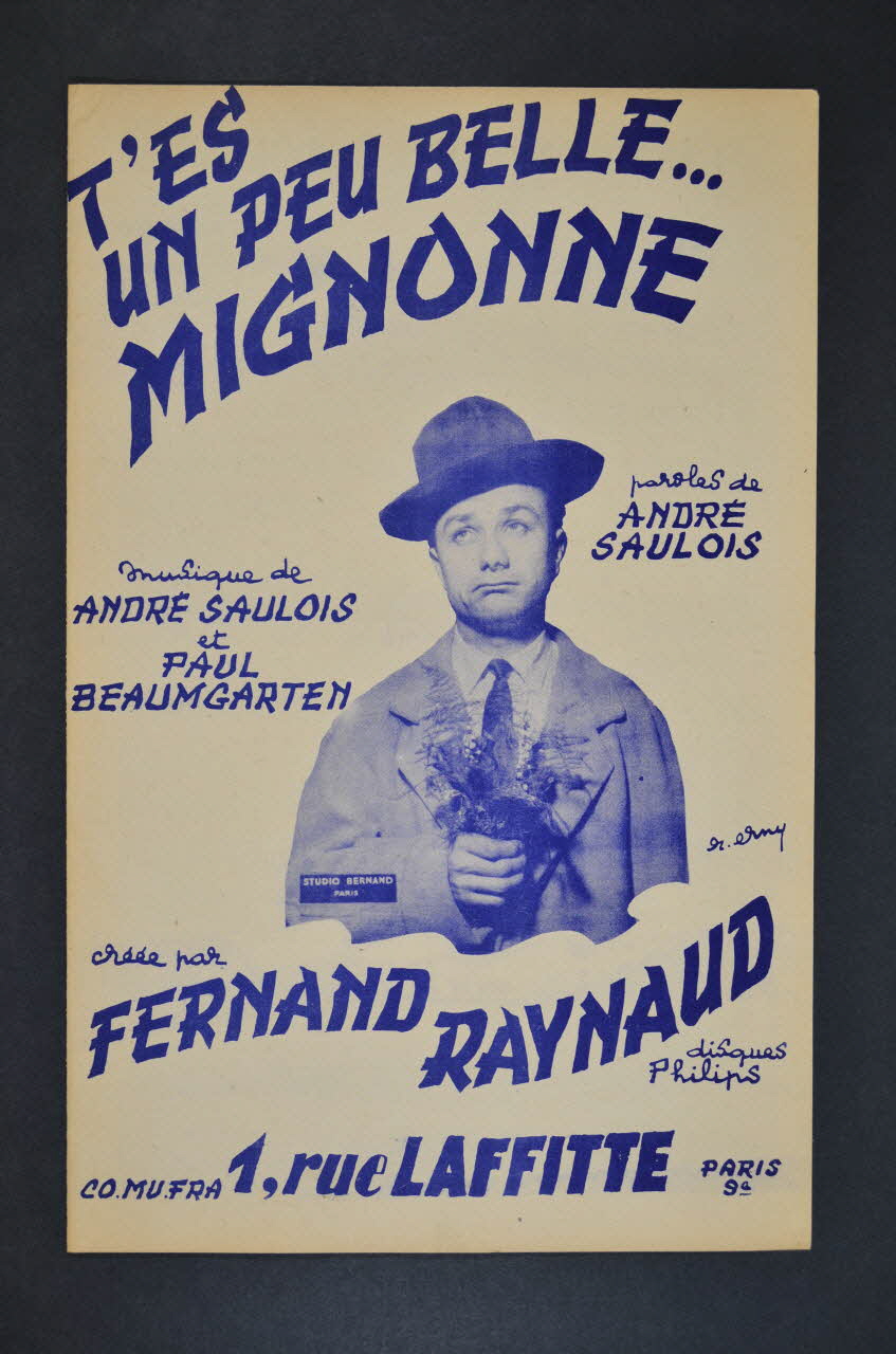 André Saulois ; Paul Beaumgarten ; Fernand Raynaud ; Co.Mu.Fra chanson petit format 1953 1969.88.734 Photo Mucem
