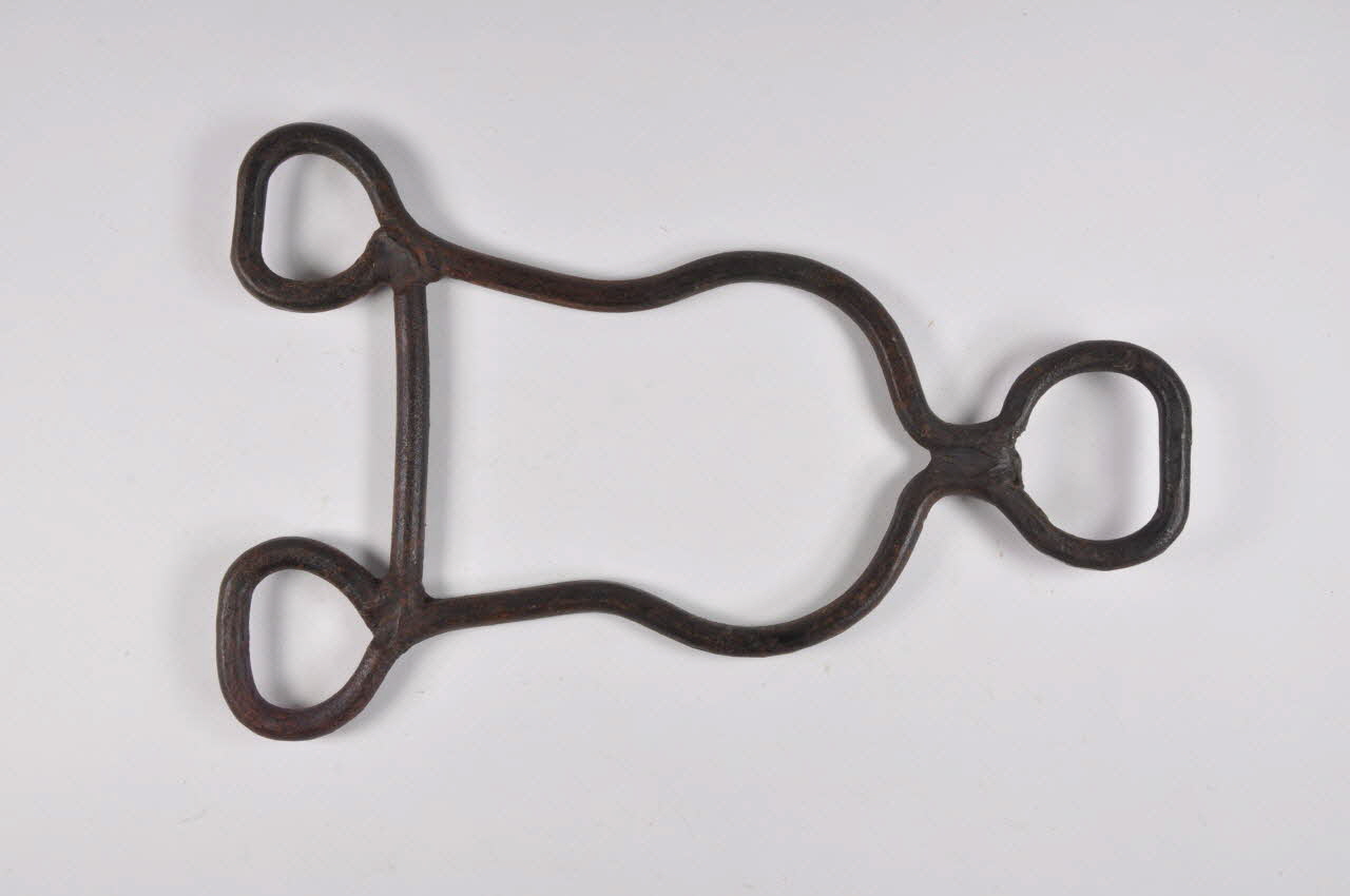 FER DE HARNAIS DE VACHE 1972.105.104 Photo Mucem