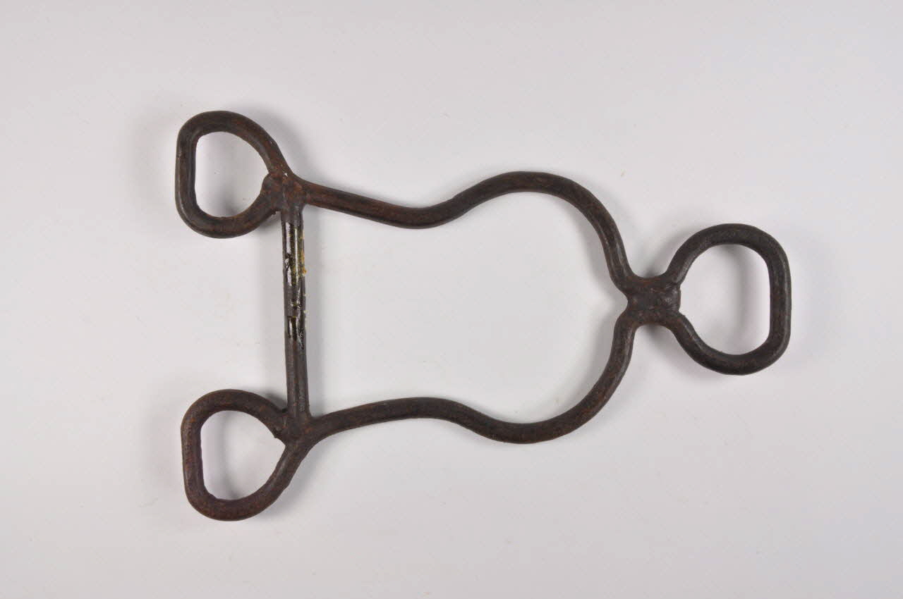 FER DE HARNAIS DE VACHE 1972.105.105 Photo Mucem