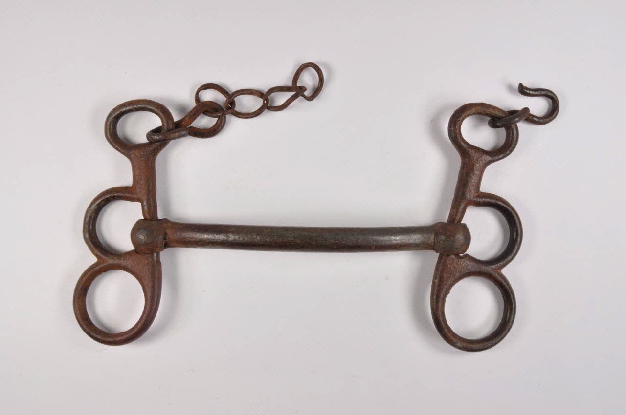 mors coup de poing 1972.105.123 Photo Mucem