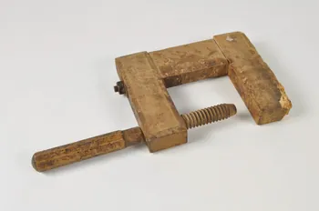 serre-joint 1972.105.70 Photo Mucem