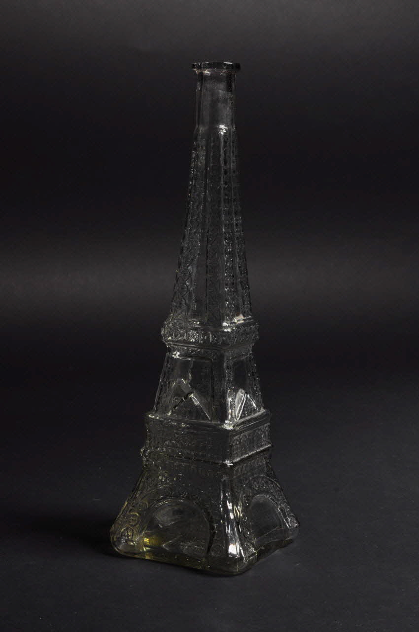 bouteille (objet domestique) 1889-1900 1973.100.22 Photo Mucem