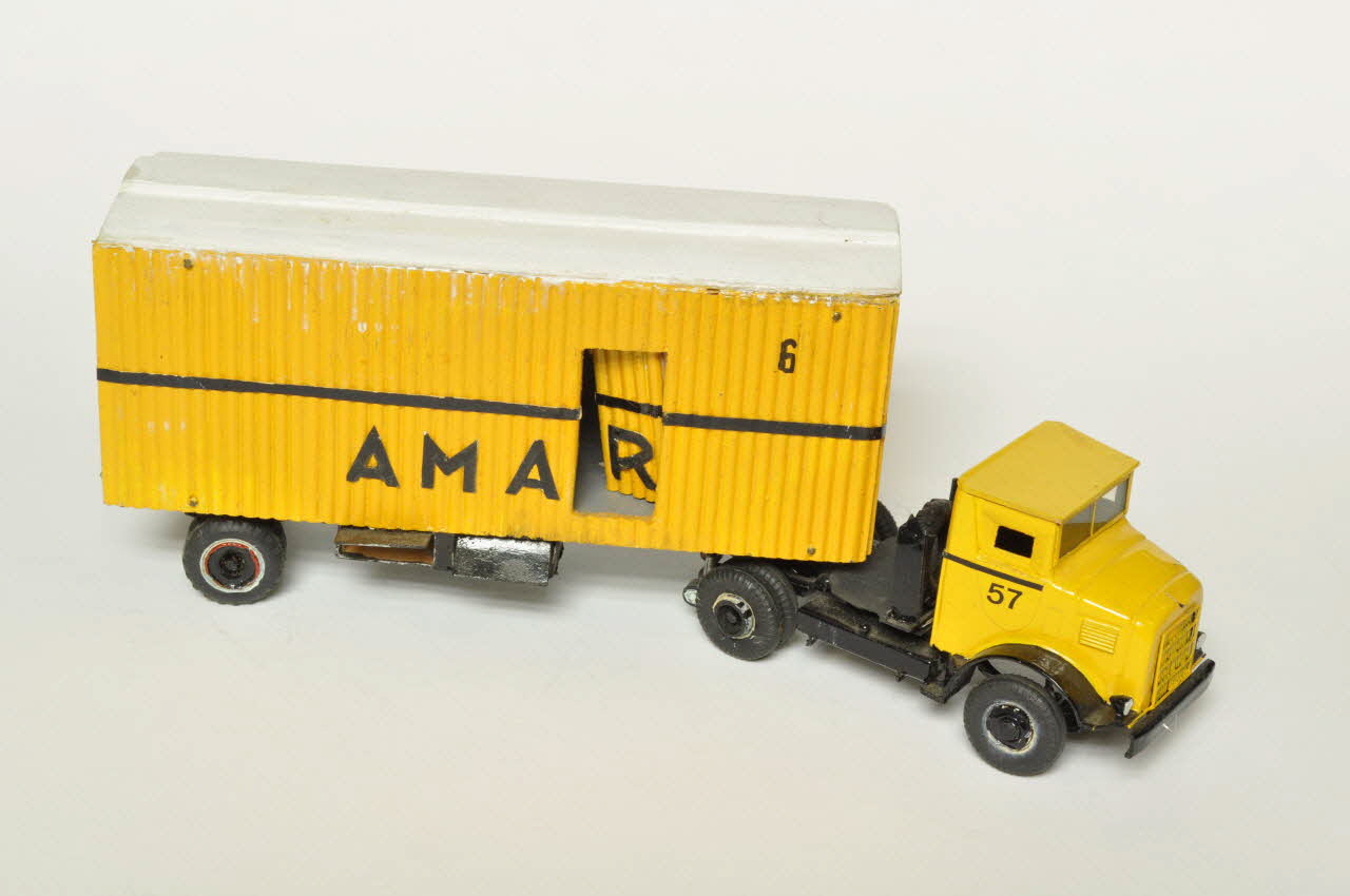 figurine 1973.101.1.13.1-3 Photo Mucem