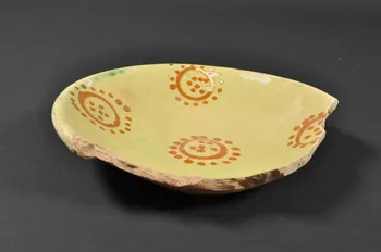 assiette calotte 1973.110.327 Photo Mucem