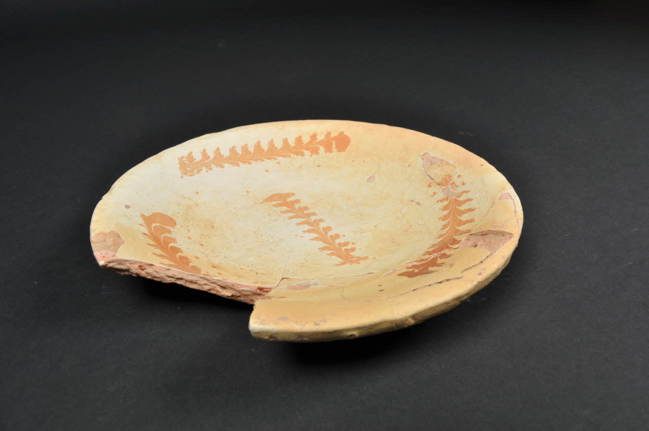 assiette calotte 1973.110.340 Photo Mucem