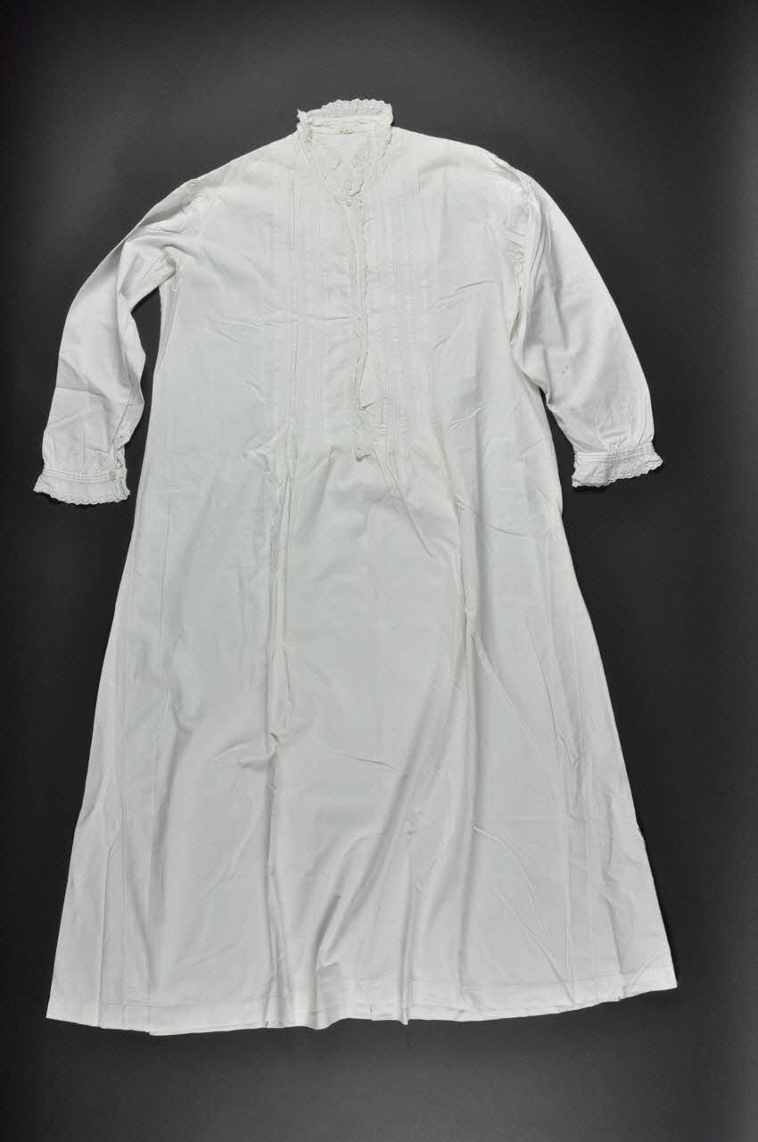 chemise de nuit 1920 1972.138.3 Photo Mucem