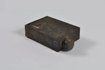 MATERIEL DE PEINTRE EN DECOR 1973.31.118 Photo Mucem