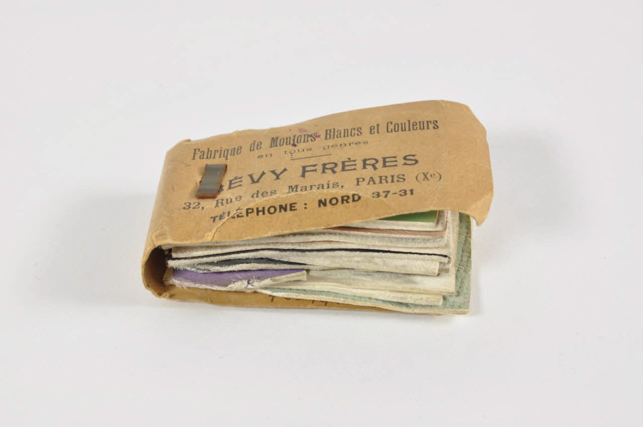 CARNET D'ECHANTILLONS 1972.149.209  Photo Mucem