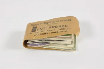 CARNET D'ECHANTILLONS 1972.149.209 Photo Mucem