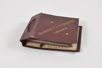 CARNET D'ECHANTILLONS 1972.149.210 Photo Mucem