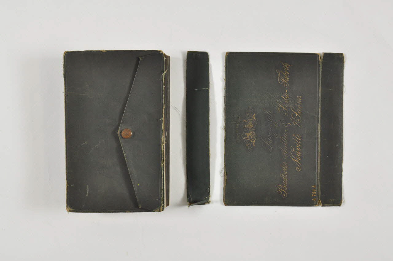CARNET D'ECHANTILLONS 1972.149.223.1  Photo Mucem