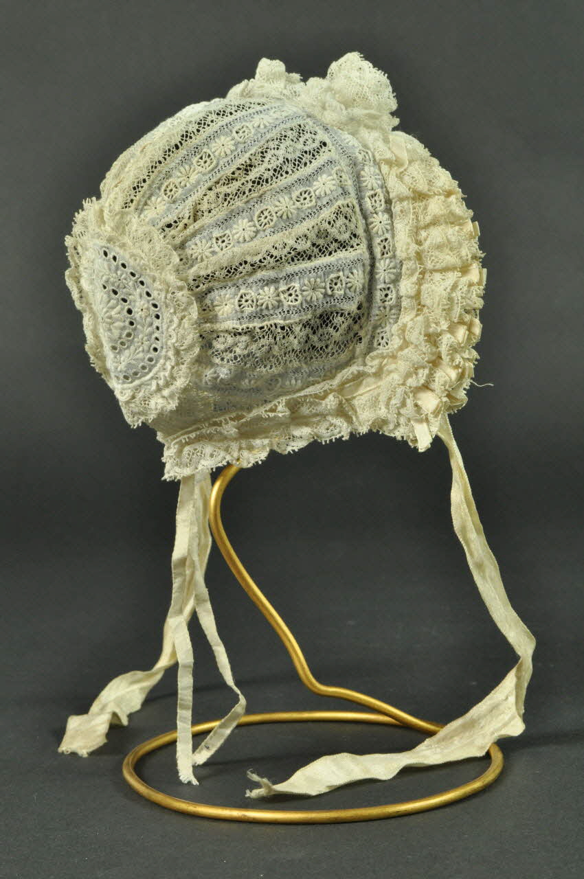 bonnet de baptême 1974.20.52 Photo Mucem