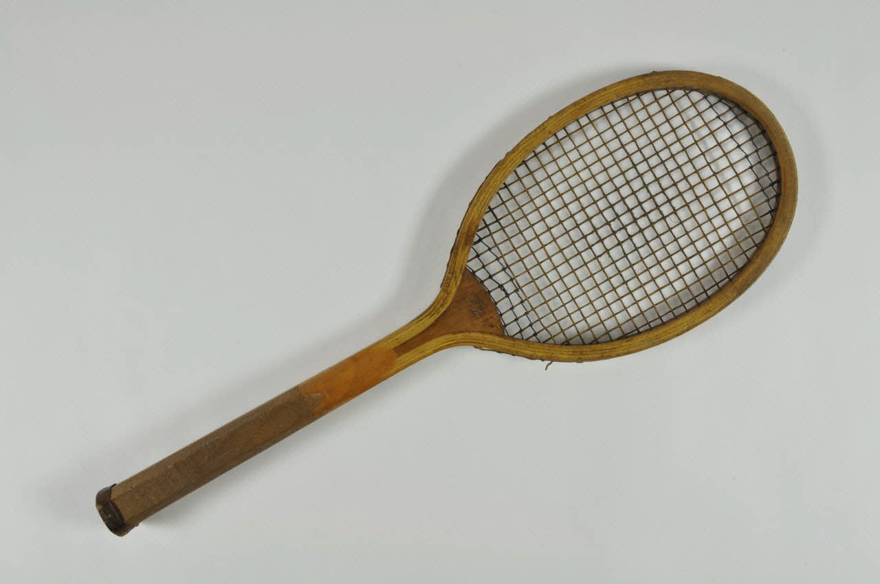raquette de tennis 1972.149.4 Photo Mucem