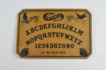 jeu divinatoire Antinéa 1972.149.6.1 Photo Mucem