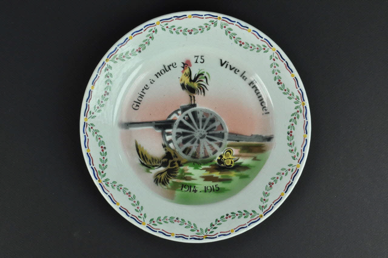 assiette plate Île-de-France, France 1915 1974.29.2 Photo Mucem