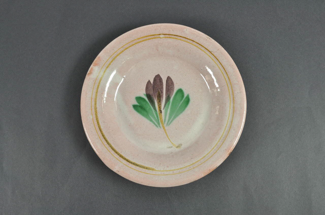 Poterie La Villa assiette Pays de la Loire, France 1900 1937.53.23.12 Photo Mucem