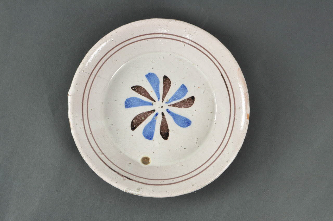 Poterie La Villa écuelle Pays de la Loire, France 1900 1937.53.29 Photo Mucem