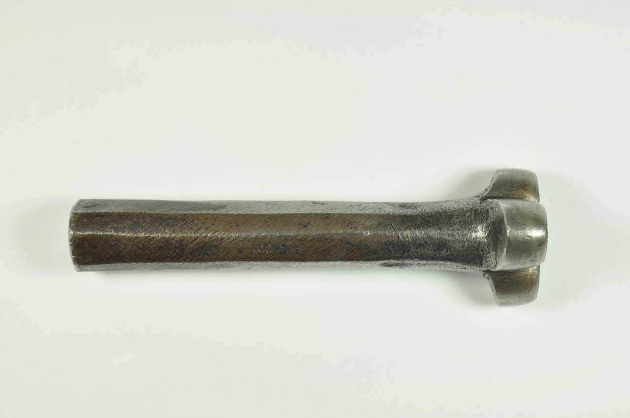 EMPORTE-PIECE 1972.150.181 Photo Mucem