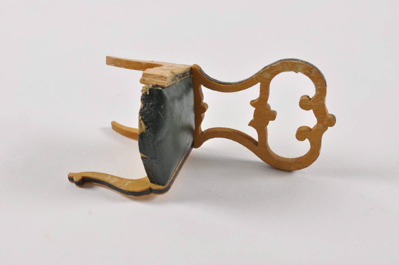 chaise 1973.65.95.11 Photo Mucem