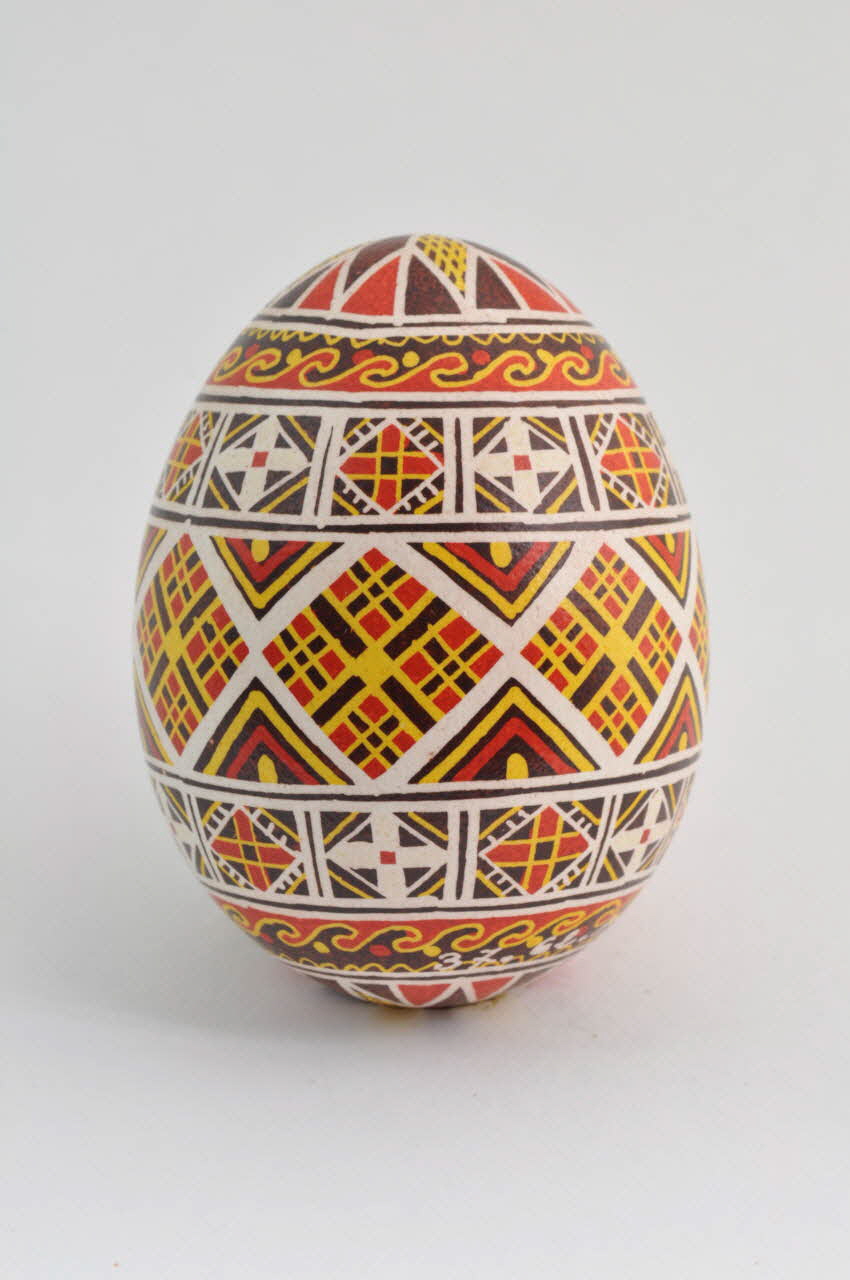 OEUF DE PAQUES DMH1937.62.108.3.Y.T.83 Photo Mucem