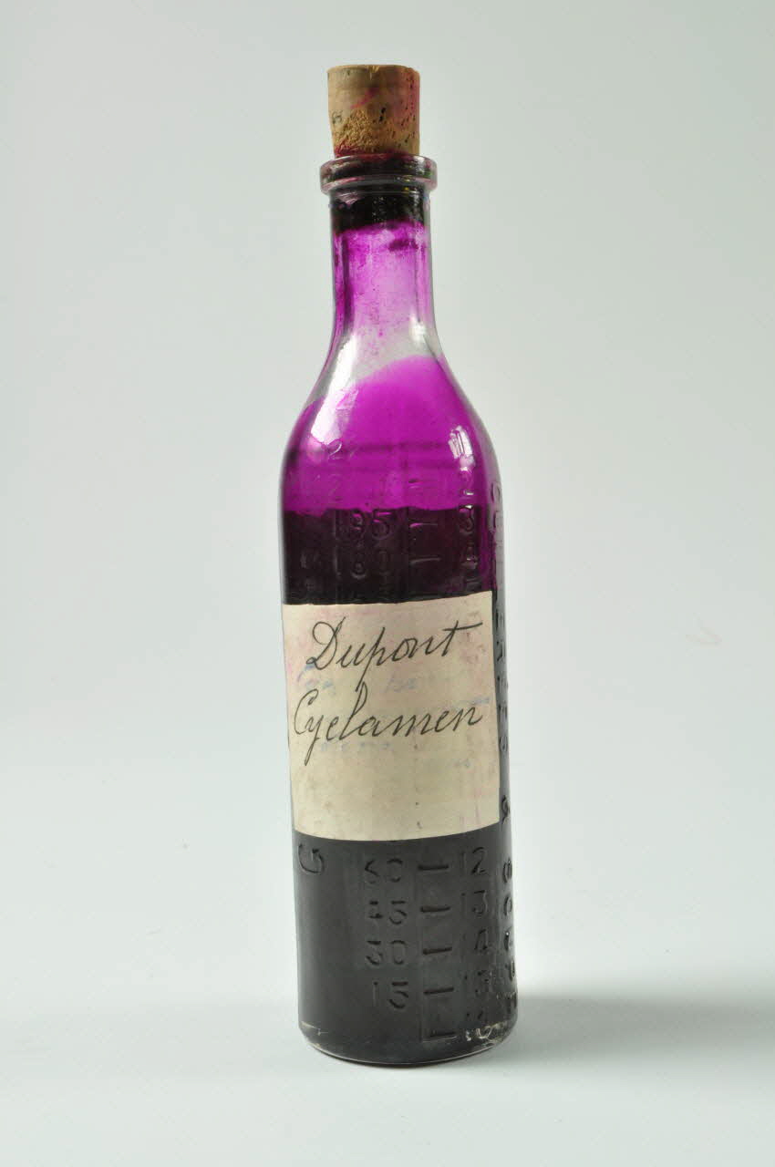 bouteille (objet domestique) 1972.150.705 Photo Mucem