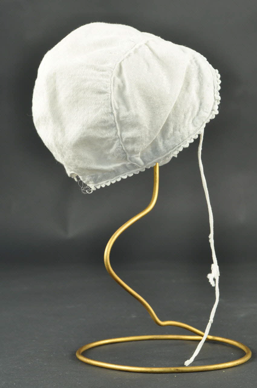 bonnet d'enfant 1850-1860 1974.87.11 Photo Mucem