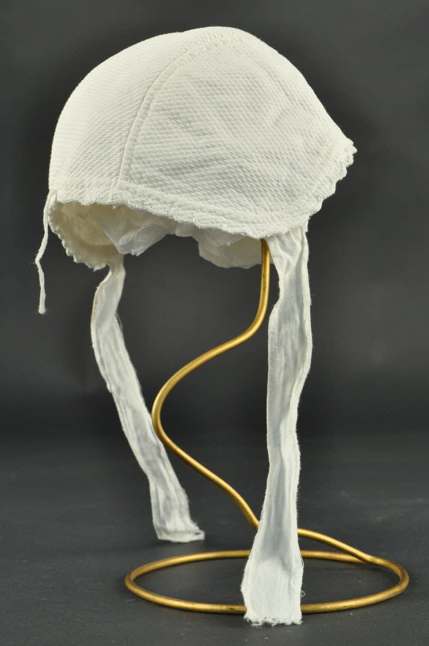 bonnet d'enfant 1850-1860 1974.87.12 Photo Mucem