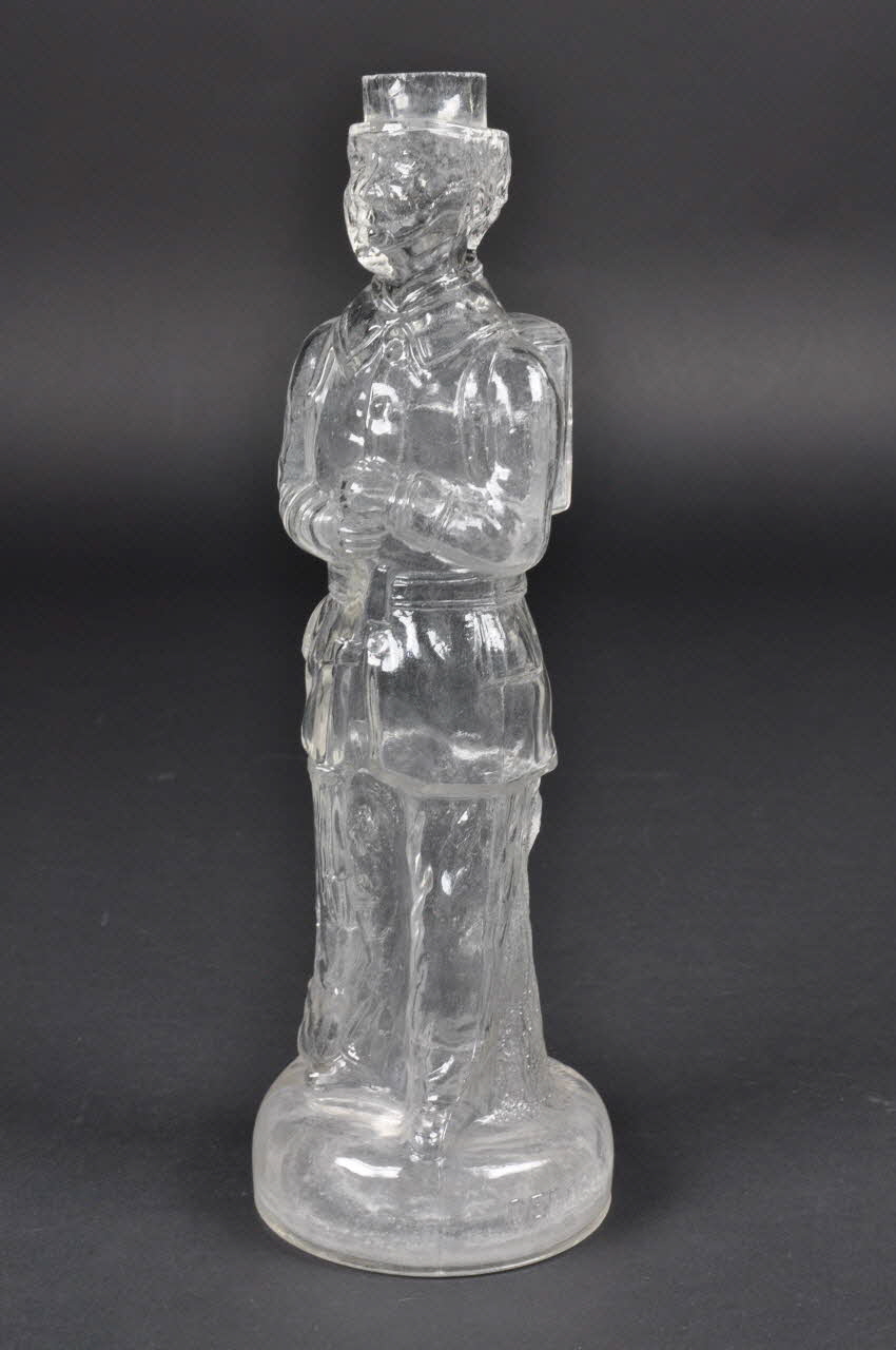 bouteille (objet domestique) Île-de-France, France 1880-1914 1938.101.29 Photo Mucem