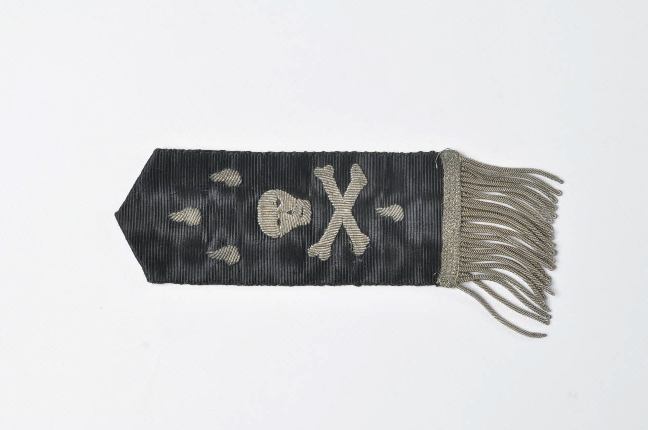 INSIGNE DE DEUIL MACONNIQUE 1939.19.1 Photo Mucem