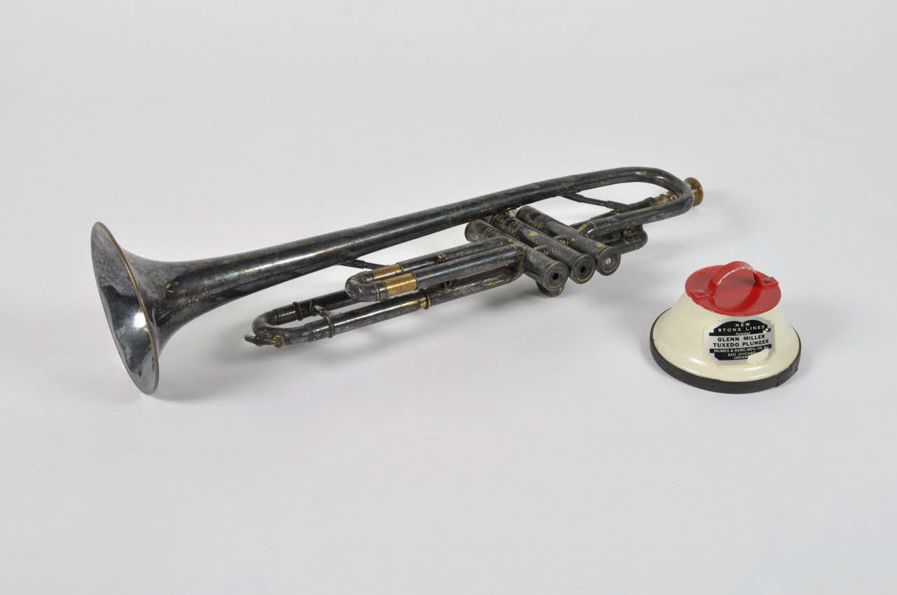 trompette à replis 1975.10.150.1-2 Photo Mucem