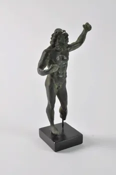 statuette 1975 1975.10.45  Photo Mucem