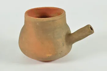 pot 1938.121.3 Photo Mucem