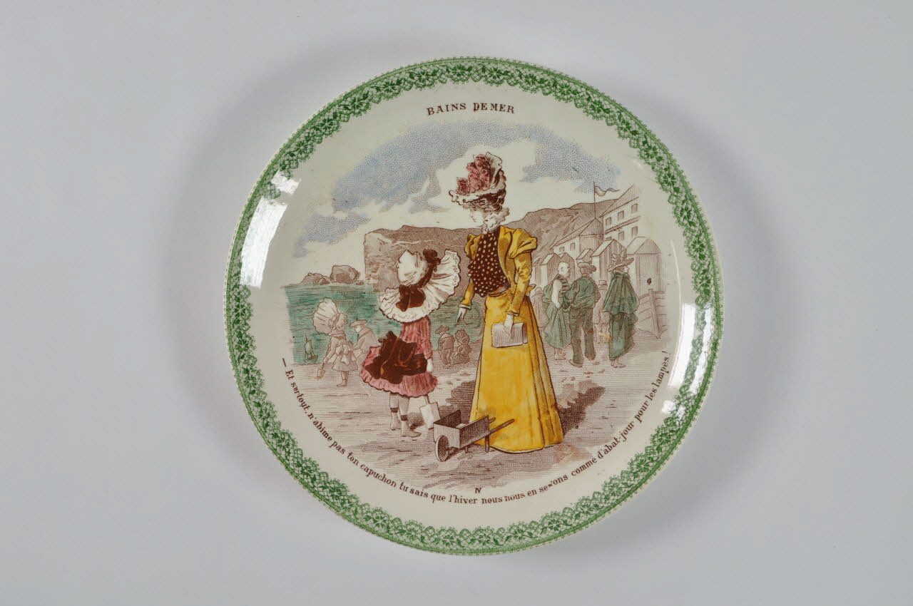 assiette plate Bains de mer 1938.128.6 Photo Mucem