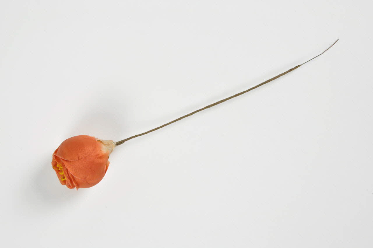 fleur artificielle 1972.150.945.326  Photo Mucem