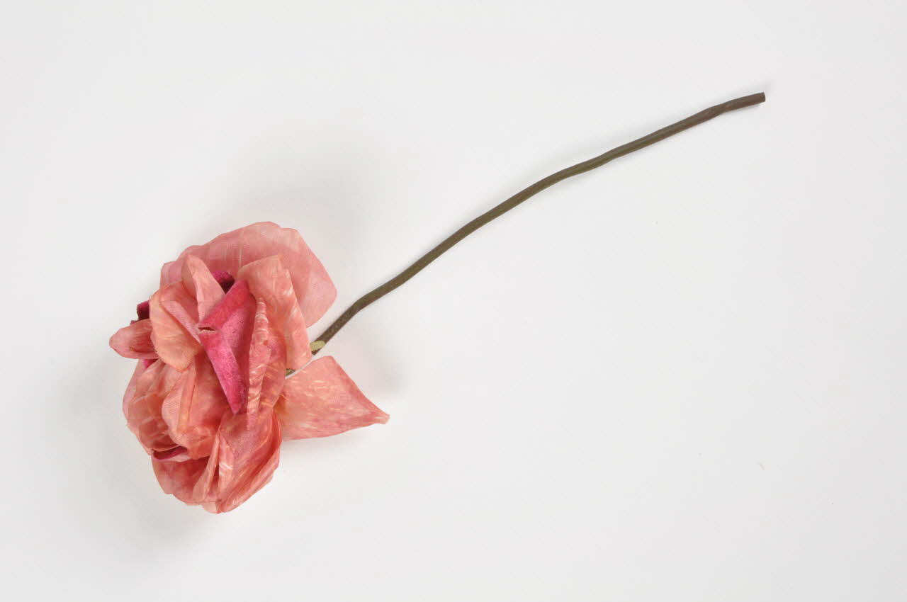 fleur artificielle 1972.150.945.330 Photo Mucem