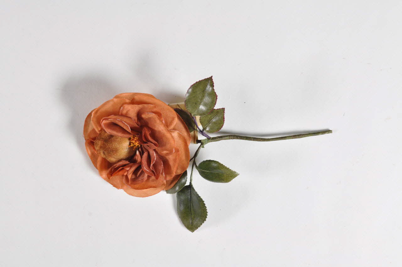 fleur artificielle 1972.150.945.393 Photo Mucem