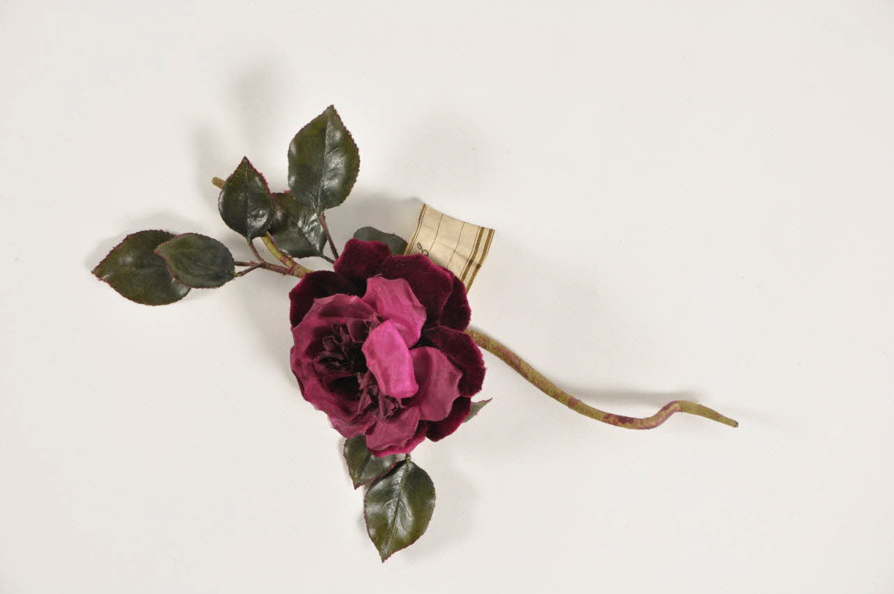fleur artificielle 1972.150.945.428 Photo Mucem