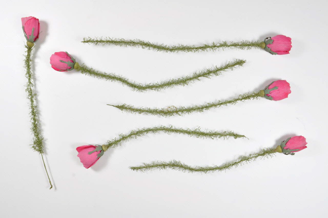 fleur artificielle 1972.150.945.539.1-6  Photo Mucem