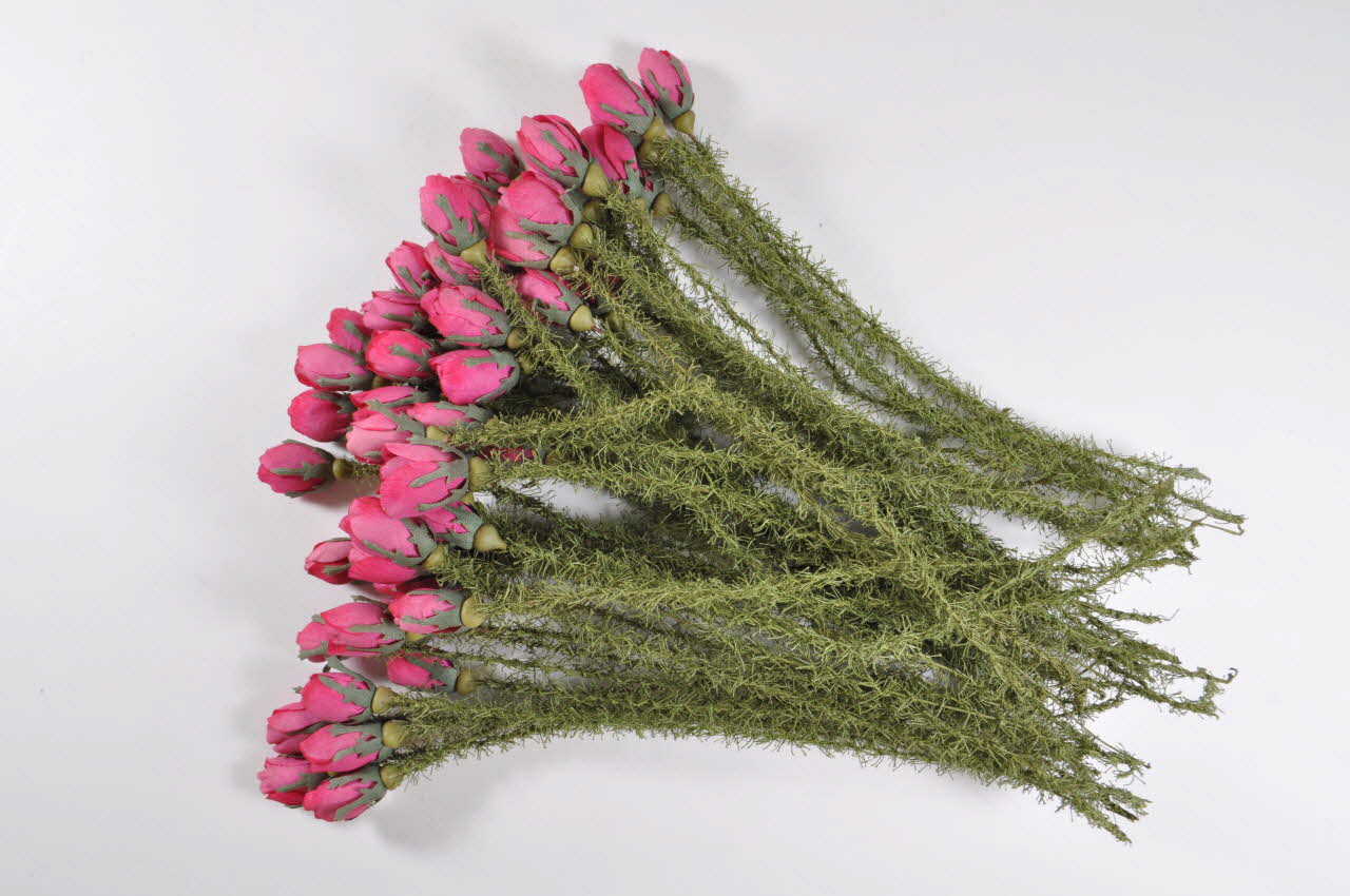 fleur artificielle 1972.150.945.541.1-57  Photo Mucem