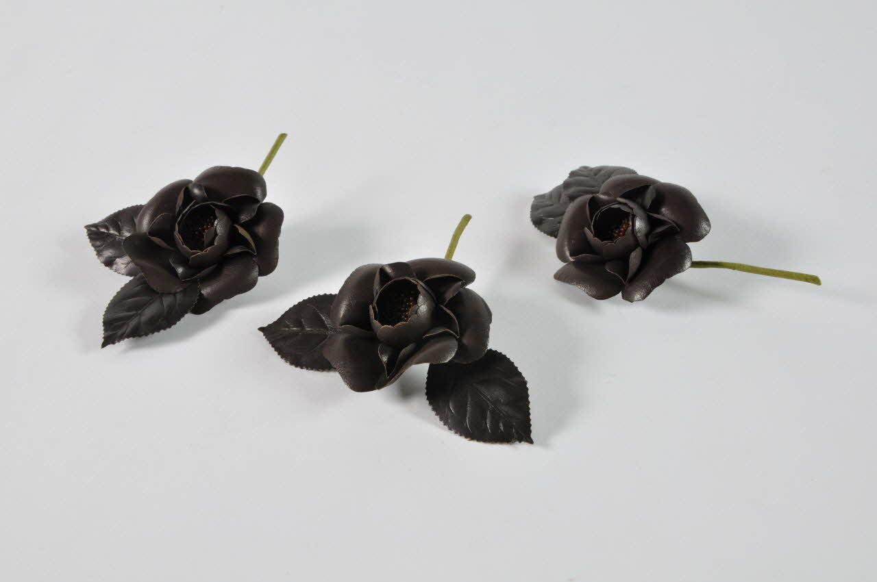 fleur artificielle 1972.150.945.565.1-3 Photo Mucem