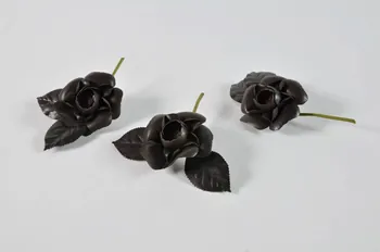 fleur artificielle 1972.150.945.565.1-3  Photo Mucem