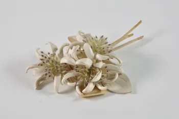 fleur artificielle 1972.150.945.595 Photo Mucem