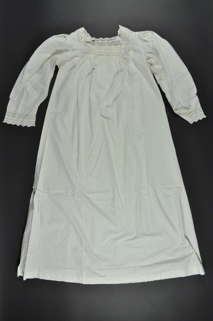 chemise de nuit 1977.16.13 Photo Mucem