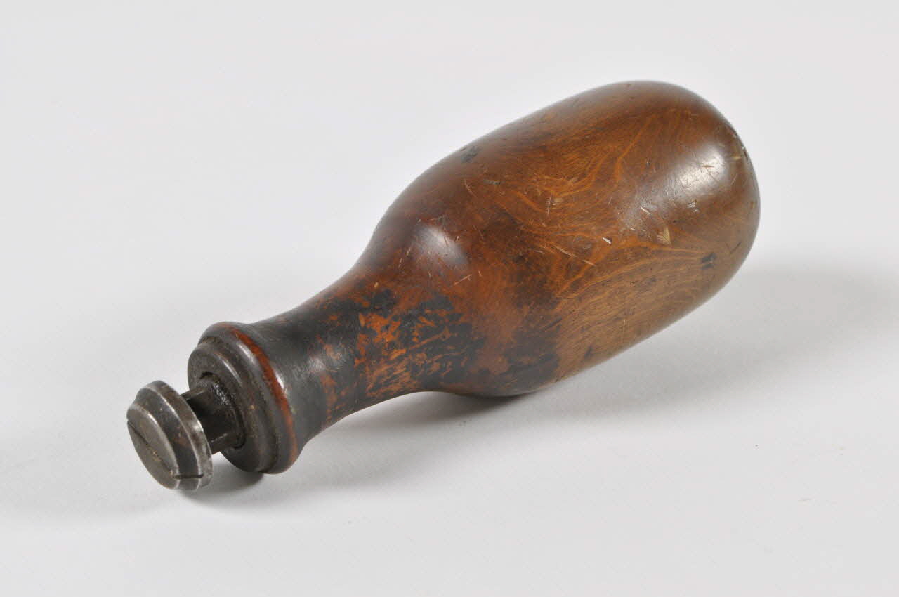 POIGNEE 1972.64.18 Photo Mucem