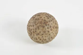 boule du jeu de boules 1938.170.2 Photo Mucem