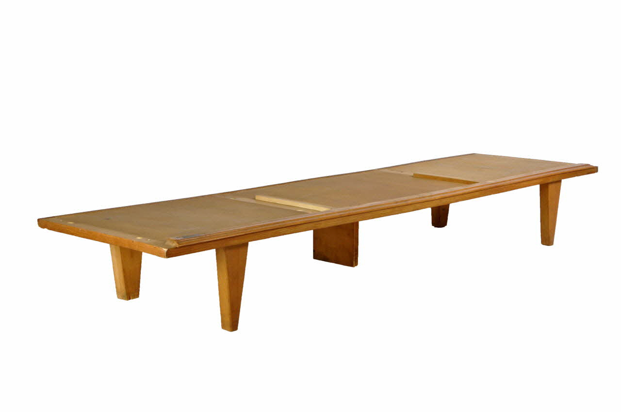 base 1977 1977.60.15.1 Photo Mucem