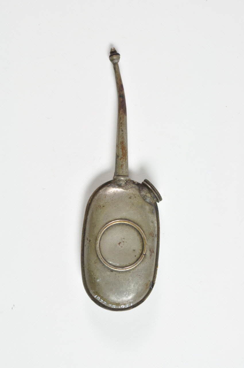 burette 1900-1950 1977.75.193.1-2 Photo Mucem